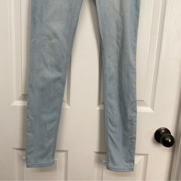 Abercrombie Kids Light Wash Jean Leggings Size 13/14 - Picture 4 of 12
